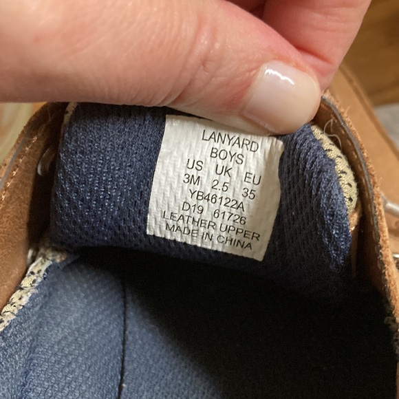 Topsiders - Picture 2 of 4